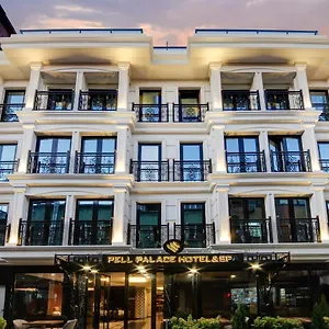 Pell Palace & ** Istanbul